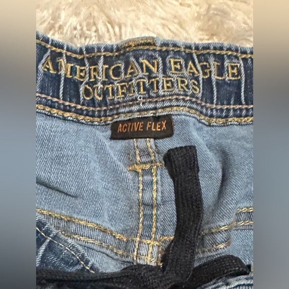 American Eagle Outfitters Women’s Size Medium Active Flex Denim Blue Jeans EUC - Picture 5 of 9